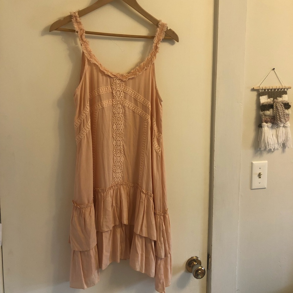 Blu Pepper Flouncy Lace dress - Picture 2 of 6